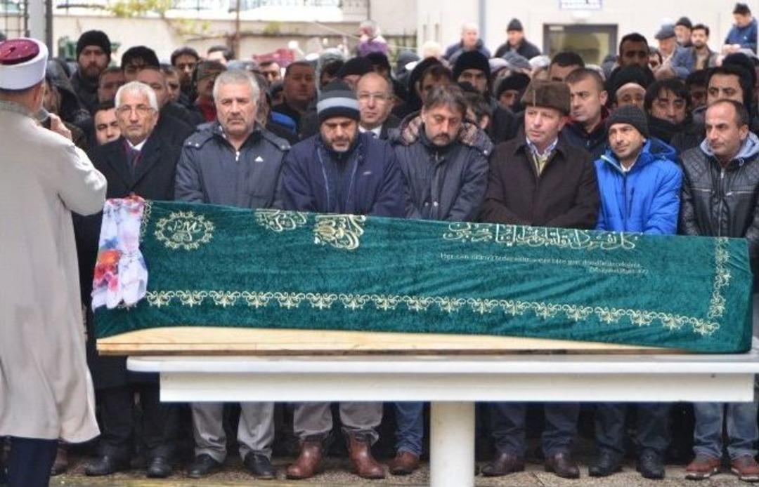 Hafriyat Kamyonunun Altında Kalan 5 Yaşındaki Yaren Alu&ccedil; Toprağa Verildi