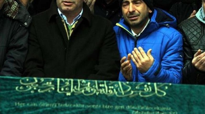 Kamyon Kazasında Hayatını Kaybeden K&uuml;&ccedil;&uuml;k Yaren Son Yolculuğuna Uğurlandı