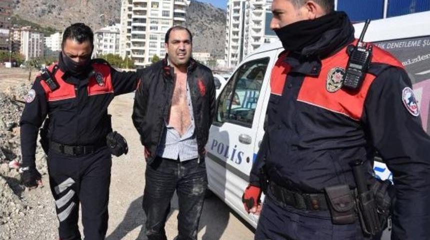 500 Bin Liralık Uyuşturucuyla Yakalandılar