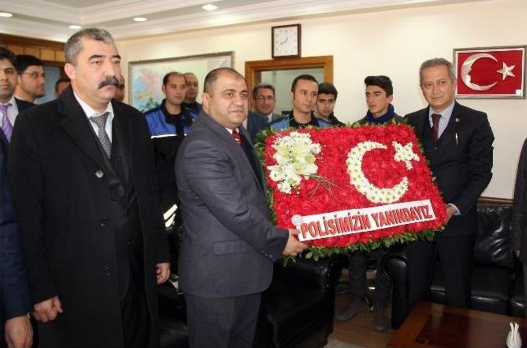 Emniyet M&uuml;d&uuml;r&uuml; &Ccedil;etinkaya&rsquo;ya &lsquo;yanınızdayız&rsquo; Ziyaretleri