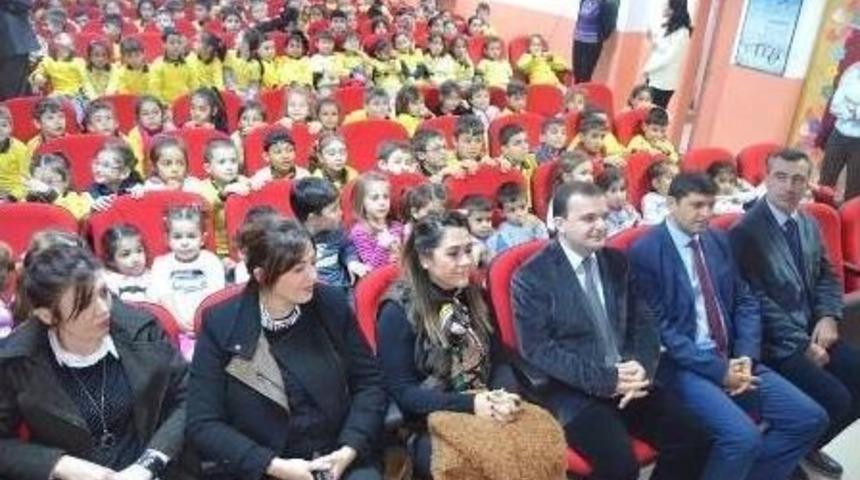 &Ouml;ğrencilere Tiyatro G&ouml;sterisi