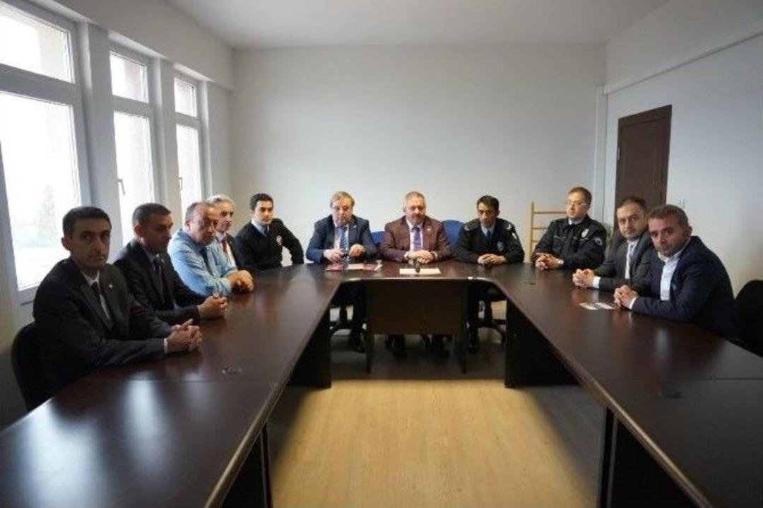 Kayseri Osb Y&ouml;netim Kurulu&rsquo;ndan Şehit Muzaffer Tufaner Polis Merkezine Taziye Ziyareti