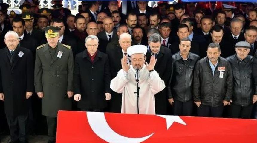 Şehidin 2 Aylık Eşi: Benim Canımı Benden Neden Aldınız, Ne Istediniz Bizden?