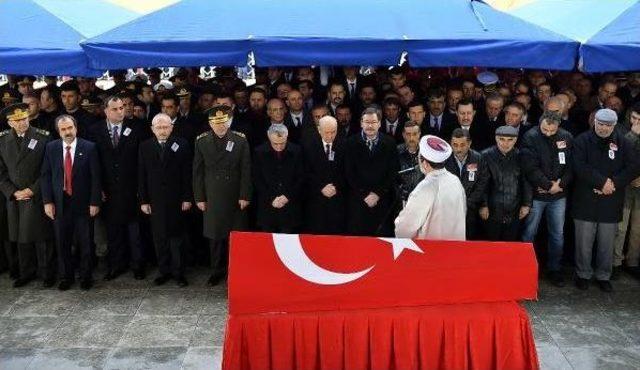 Şehidin 2 Aylık Eşi: Benim Canımı Benden Neden Aldınız, Ne Istediniz Bizden?