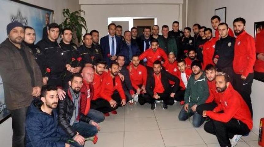 Zonguldak K&ouml;m&uuml;rspor'dan &Ccedil;evik Kuvvet'e Ziyaret