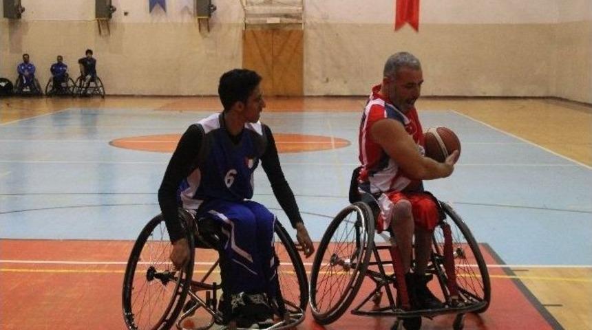 Yosk, Kuveyt Milli Takımını Devirdi