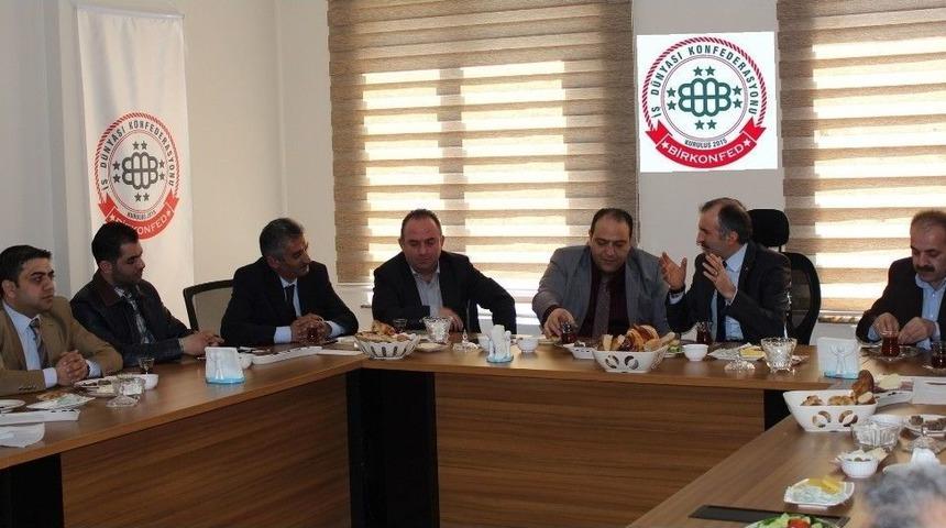 Yavilioğlu Erzurum&rsquo;lu İş Adamları İle Buluştu.