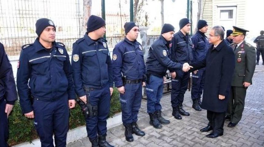 Vali Tapsız&rsquo;dan &Ccedil;evik Kuvvet Şube M&uuml;d&uuml;rl&uuml;ğ&uuml;ne Ziyaret