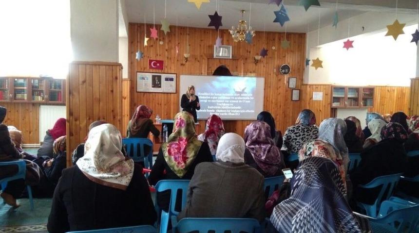 Van&rsquo;da &lsquo;evlilik &Ouml;ncesi Ve Evlilik&rsquo; Konulu Seminer