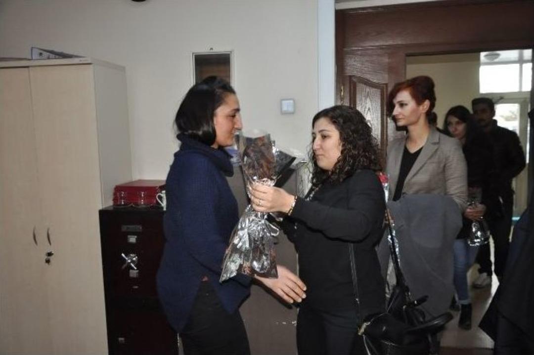 Kars&rsquo;ta Ter&ouml;re Karşı Tepkiler &Ccedil;ığ Gibi B&uuml;y&uuml;yor