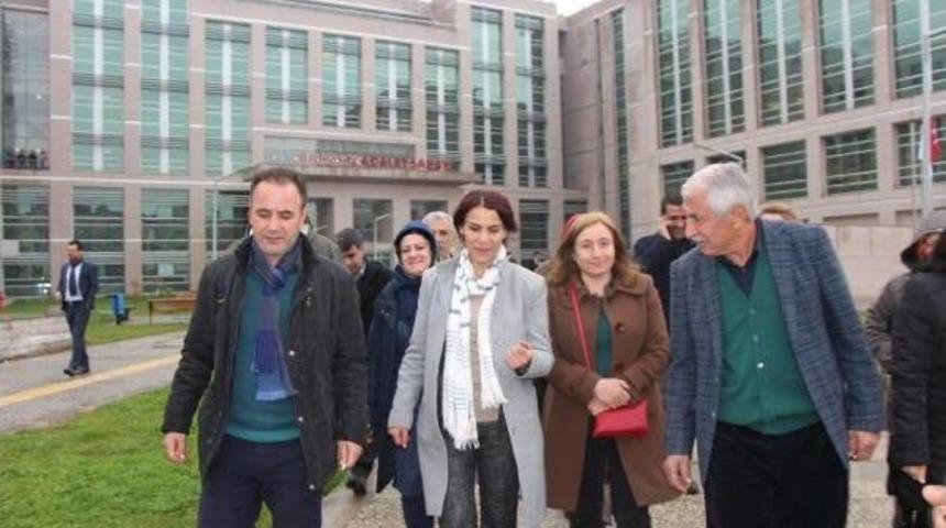 Hdp'li Vekil Besime Konca Adli Kontrol Ile Serbest Bırakıldı (2)