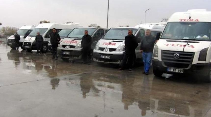 Kilis&rsquo;Te, Minib&uuml;s Şof&ouml;rlerinden Ter&ouml;r Protestosu
