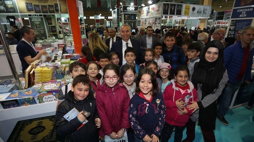 Denizli Kitap Fuarı Kapılarını A&ccedil;tı