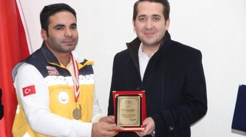 Van Ekibi &lsquo;uluslararası Ambulans Rallisi&rsquo;nde Birincilikle Ayrıldı