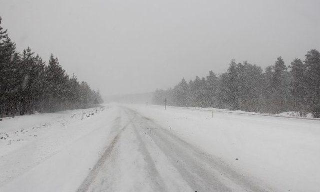 Kastamonu’da Kar Yağışı Etkili Olmaya Devam Ediyor