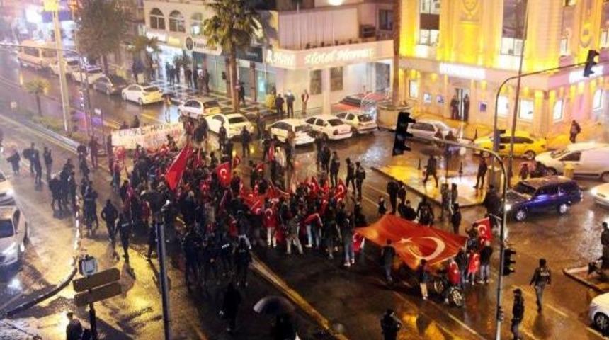 Şanlıurfa&rsquo;Da, Ter&ouml;re Tepki Y&uuml;r&uuml;y&uuml;ş&uuml;