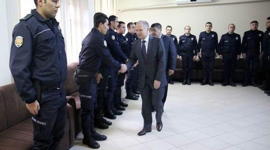 Vali Ceylan Emniyet M&uuml;d&uuml;rl&uuml;ğ&uuml;ne Taziyede Bulundu