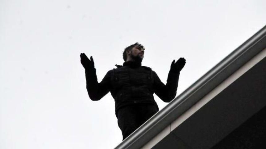 İntihara Kalkıştı, Esnaf 600 Lira Toplayıp Verince Vazge&ccedil;ti