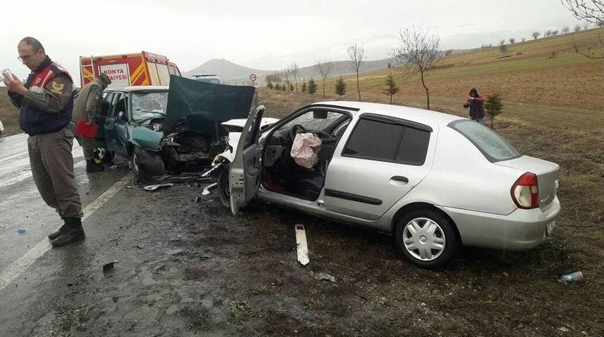 Konya&rsquo;da Trafik Kazası: 4 Yaralı