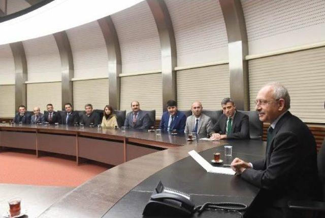 Kılıçdaroğlu, Ardahan İli Damal Dernekler Federasyonu Yöneticileriyle Görüştü