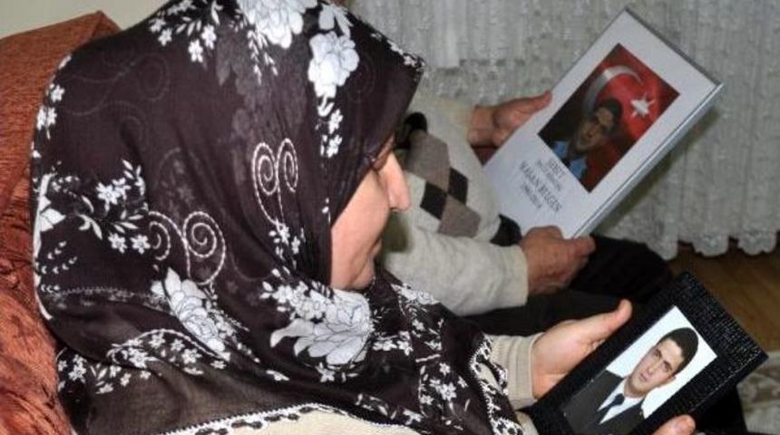 Şehit Polisin Babası: Daha &Ouml;nce 2 Saldırıdan Kıl Payı Kurtuldu