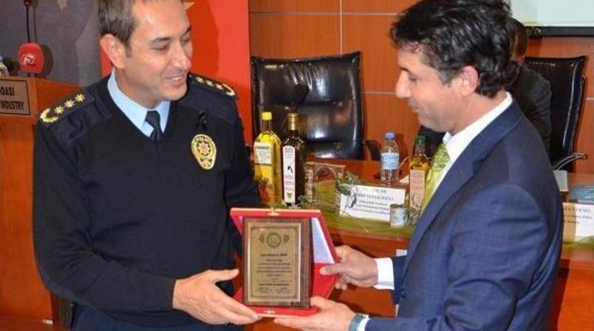 Milas Zeytinyağına Coğrafi Işaret Tescilini Kutladılar