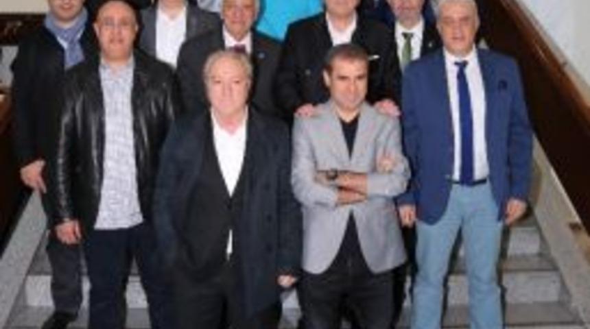 Tsyd&rsquo;de Oğuz Tongsir Yeniden Başkan Se&ccedil;ildi