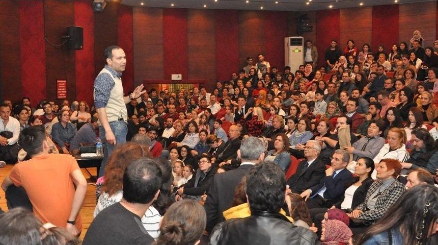 İzg&ouml;ren Nazilli&rsquo;de Hayranları İle Buluştu