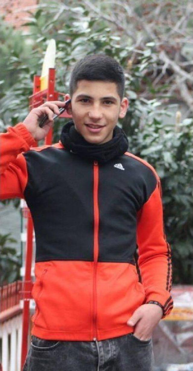 16 Yaşındaki Sami nin Organları 5 Kişiye Can Olacak 3