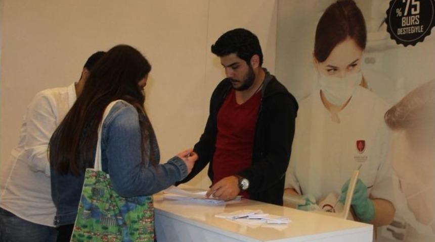 Kstu İstanbul Fuarında Aday &Ouml;ğrencilerini Ağırladı