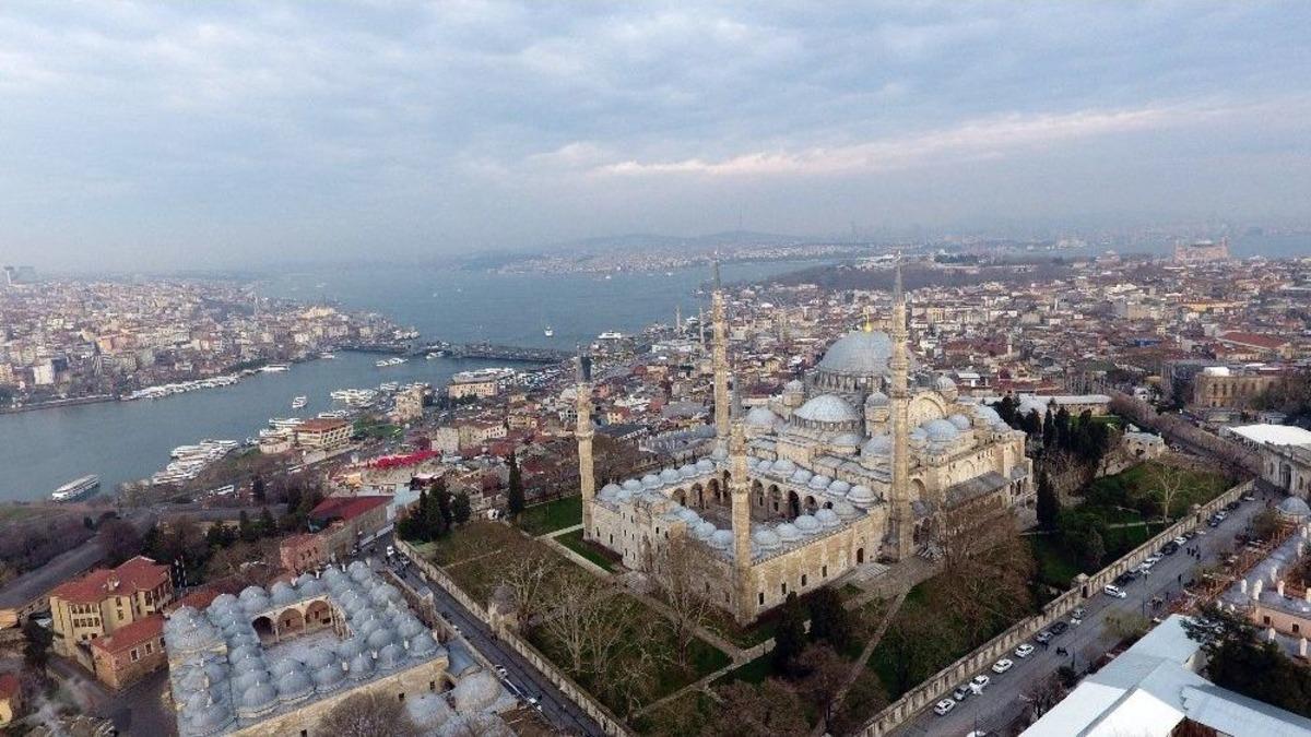 (&ouml;zel Haber) Restore Edilen S&uuml;leymaniye Medreseleri Havadan G&ouml;r&uuml;nt&uuml;lendi