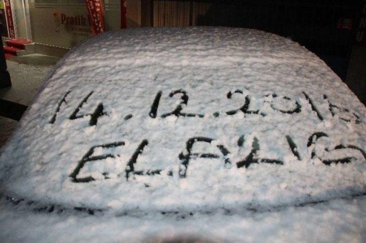 Kar Yağışı Elazığ’ı Beyaza Bürüdü G5