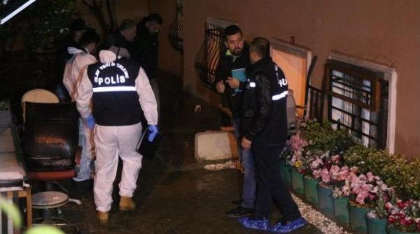 Kartal'da Bıçaklı Kavga: 1 Ölü,2 Yaralı