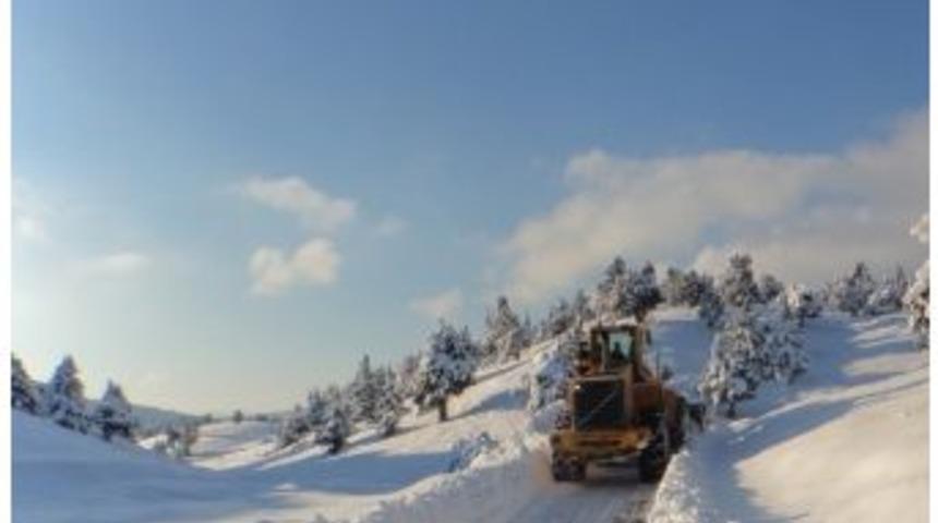 B&uuml;y&uuml;kşehir Belediyesi Ekipleri, Kar Yağışına Karşı Hazırlıklarını Tamamladı