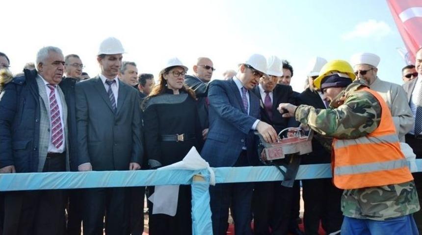 Biga Meslek Y&uuml;ksekokulu Binasının Temeli T&ouml;renle Atıldı