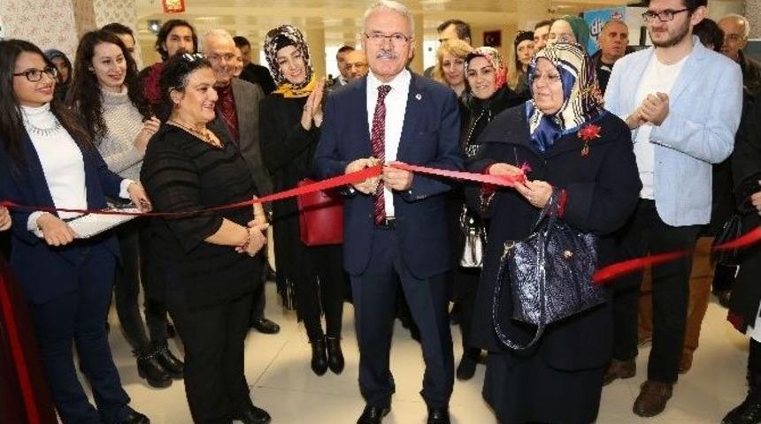 Bozok &Uuml;niversitesi Kermes Ve Sergi D&uuml;zenledi