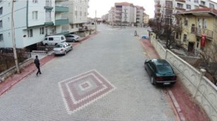 Mahalleler Yeni Görünümlerine Kavuşuyor