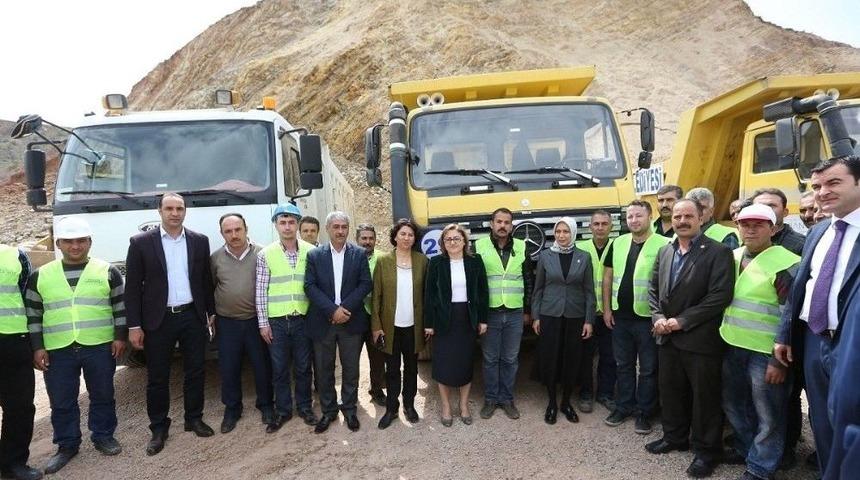 B&uuml;y&uuml;kşehir Şahinbey B&ouml;lgesinde 331 Km Asfalt Yaptı