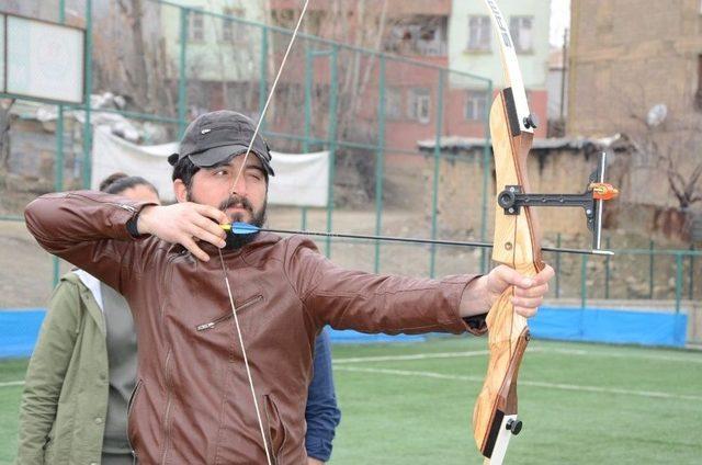 Hakkarili Ok&ccedil;ular Destek Bekliyor 1