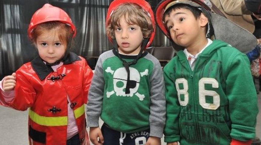 &Ccedil;ocuklar Eğlenerek Meslek &Ouml;ğrenecek