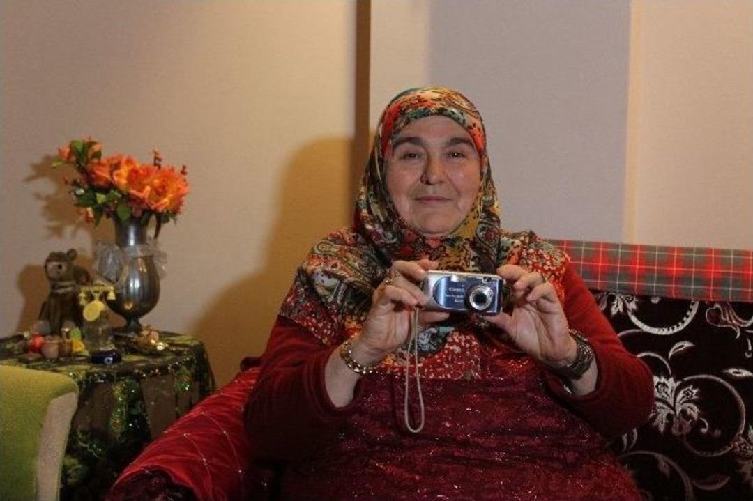 25 &Uuml;lke Gezen &rsquo;h&uuml;r Kız&rsquo; Ayşe Teyze