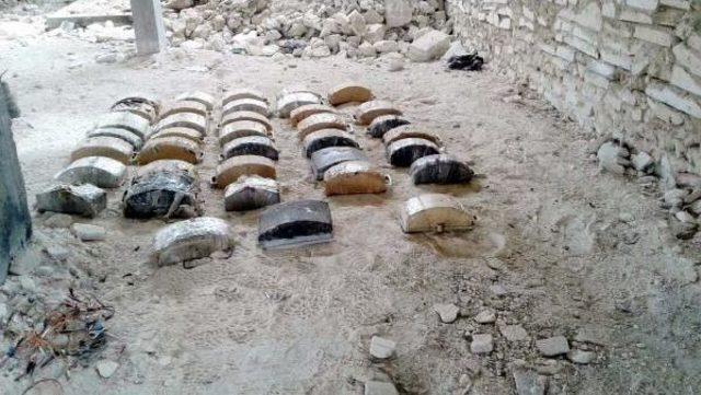 El Bab da Patlayıcı Imhası S&uuml;r&uuml;yor 1