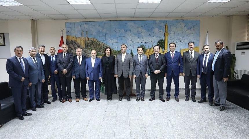 Avrupa Birliği Bakan Yardımcısı Şahin Başkan &Ccedil;ift&ccedil;i&rsquo;yi Ziyaret Etti