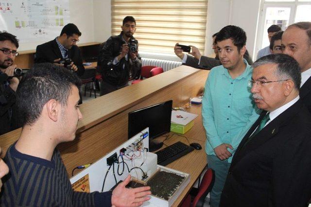 Milli Eğitim Bakanı Yılmaz İnovasyon Merkezini A&ccedil;tı 1