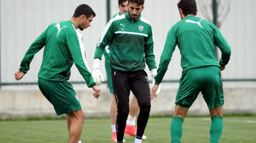 Bursaspor, Konya&rsquo;ya Hazır