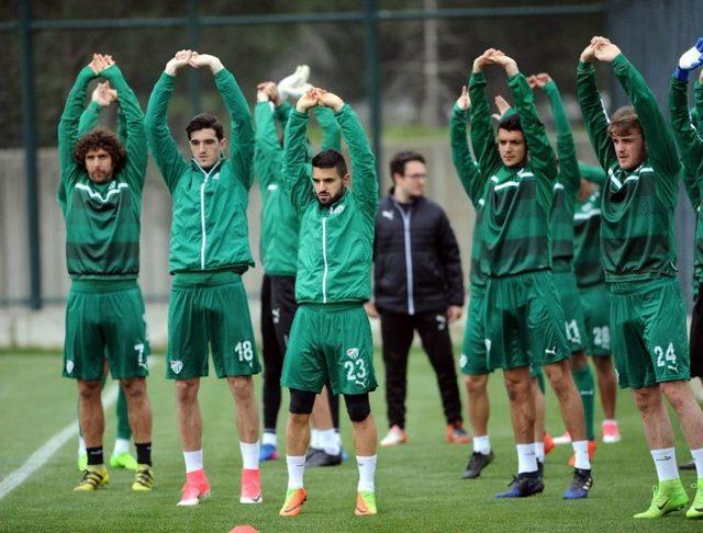 Bursaspor, Konya’ya Hazır