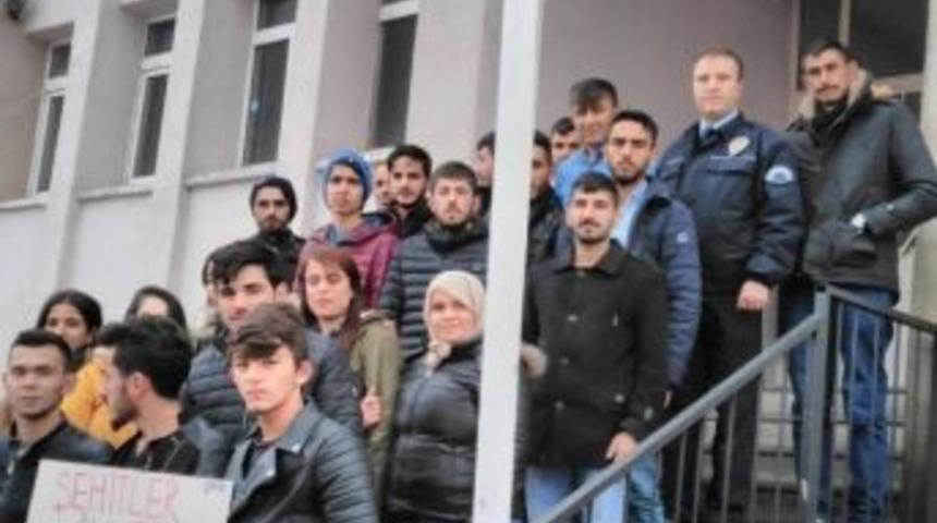 &Ccedil;myo &Ouml;ğrencileri Ter&ouml;r&uuml; Kınadı