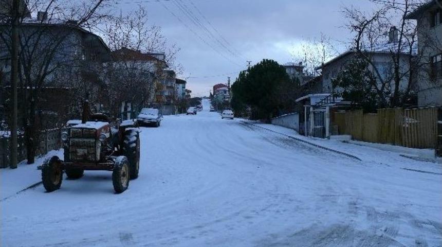 Bilecik Beyaza B&uuml;r&uuml;nd&uuml;