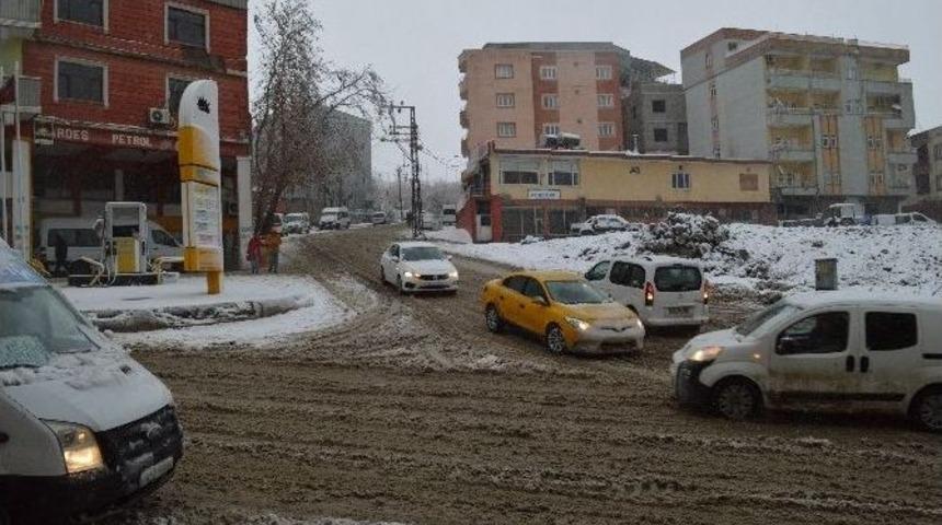 Şırnak&rsquo;ta Eğitime Kar Arası