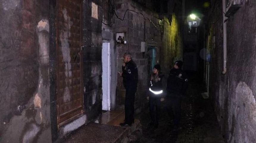 Suriyeli Kadın Evinde &Ouml;l&uuml; Bulundu